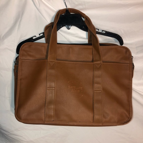 Briefcase - Picture 2 of 5